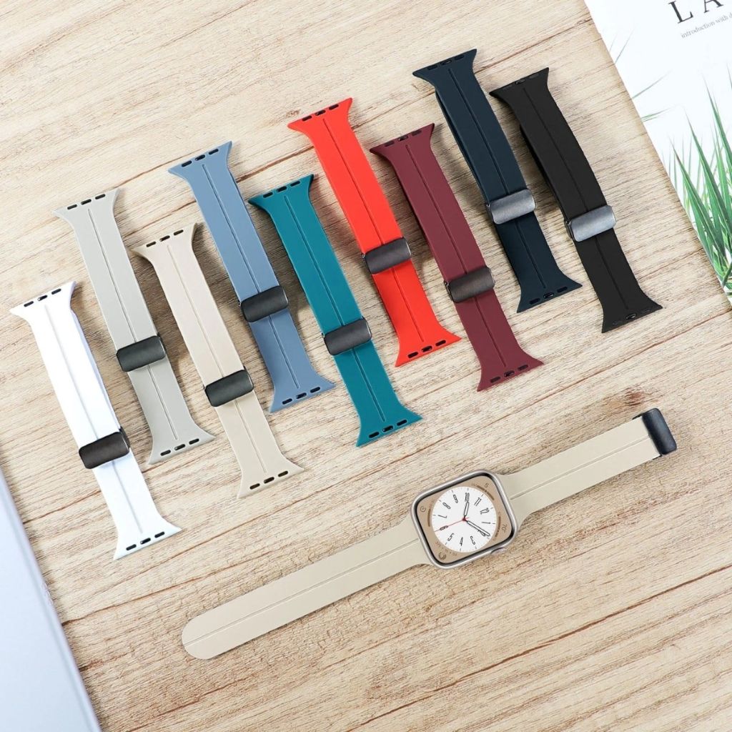 Artus Soft Silicone Magnetic Loop Band - Astra Straps